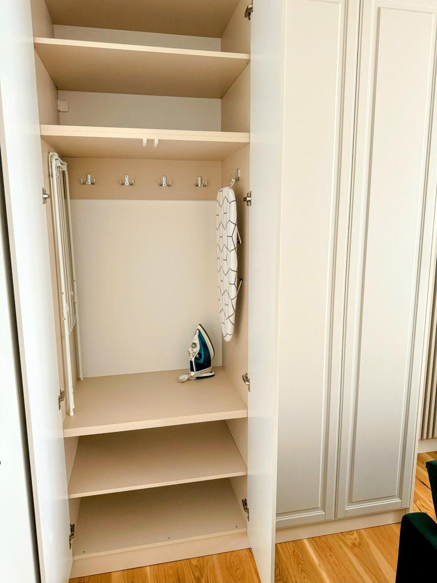 Stylish Apartment Getaway With Self Check-In And Free Parking Lot Arad Buitenkant foto